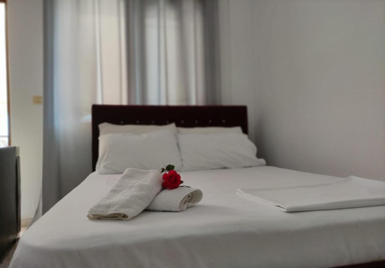 Bella Apartment'S 卡萨米尔 外观 照片